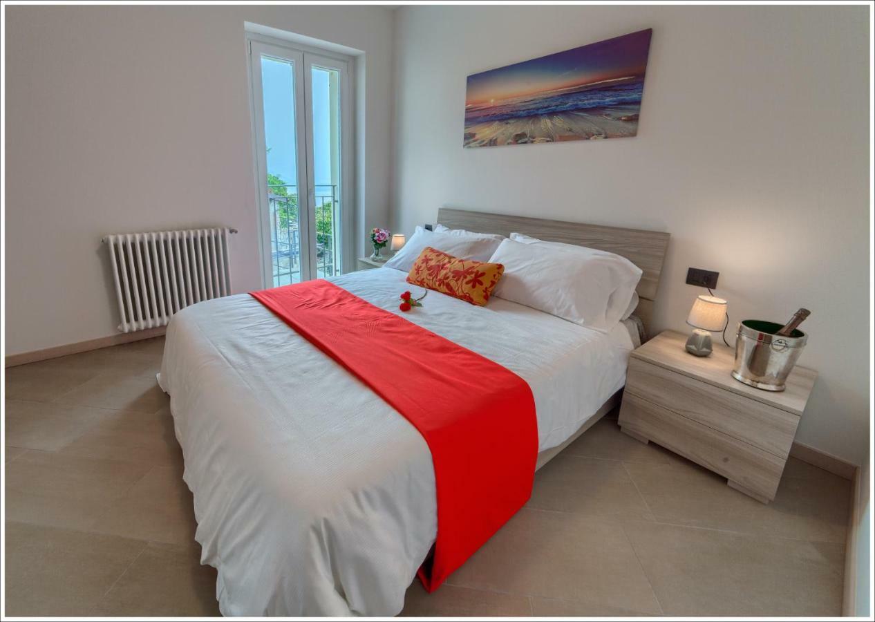 فيلا فيركانافي Lake View Terrace المظهر الخارجي الصورة